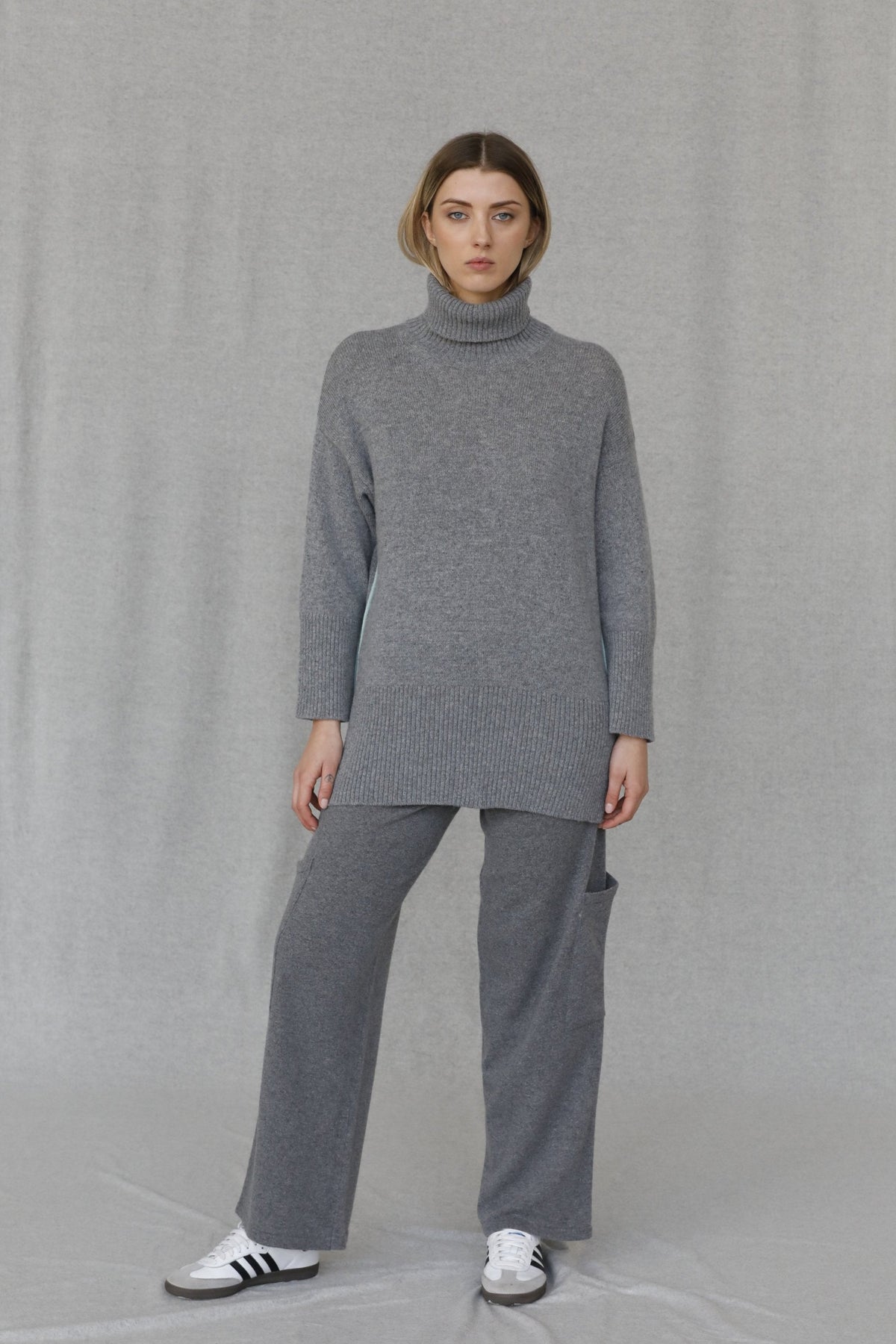 Marilu’ Wool Knit Cargo Pants — 100% Wool, Easy Fit