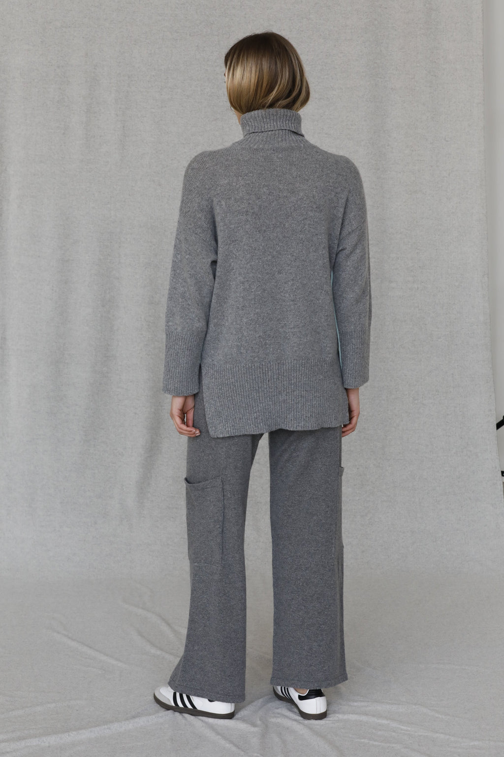 Marilu’ Wool Knit Cargo Pants — 100% Wool, Easy Fit