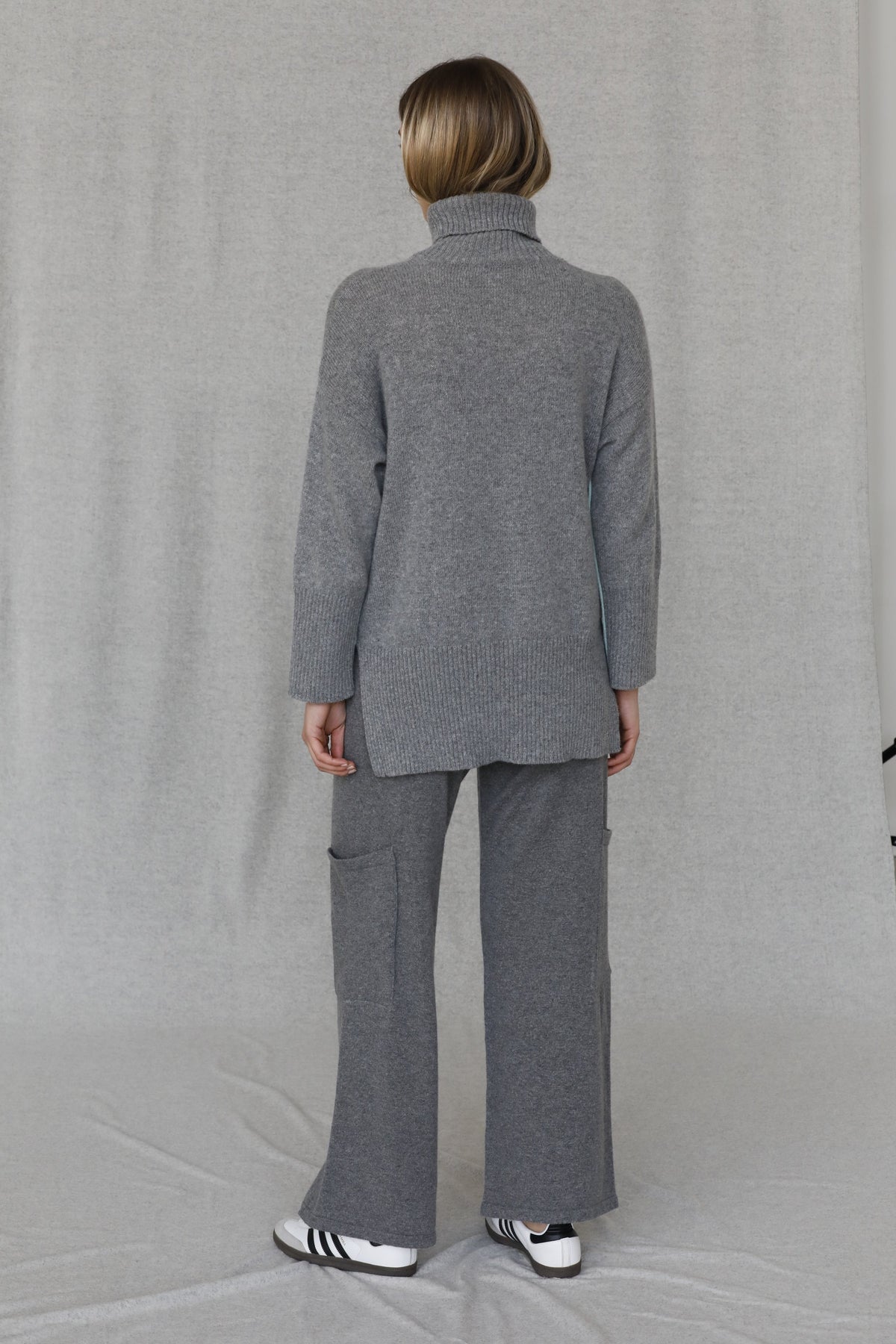 Marilu’ Wool Knit Cargo Pants — 100% Wool, Easy Fit